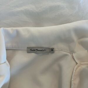 White cropped blazer